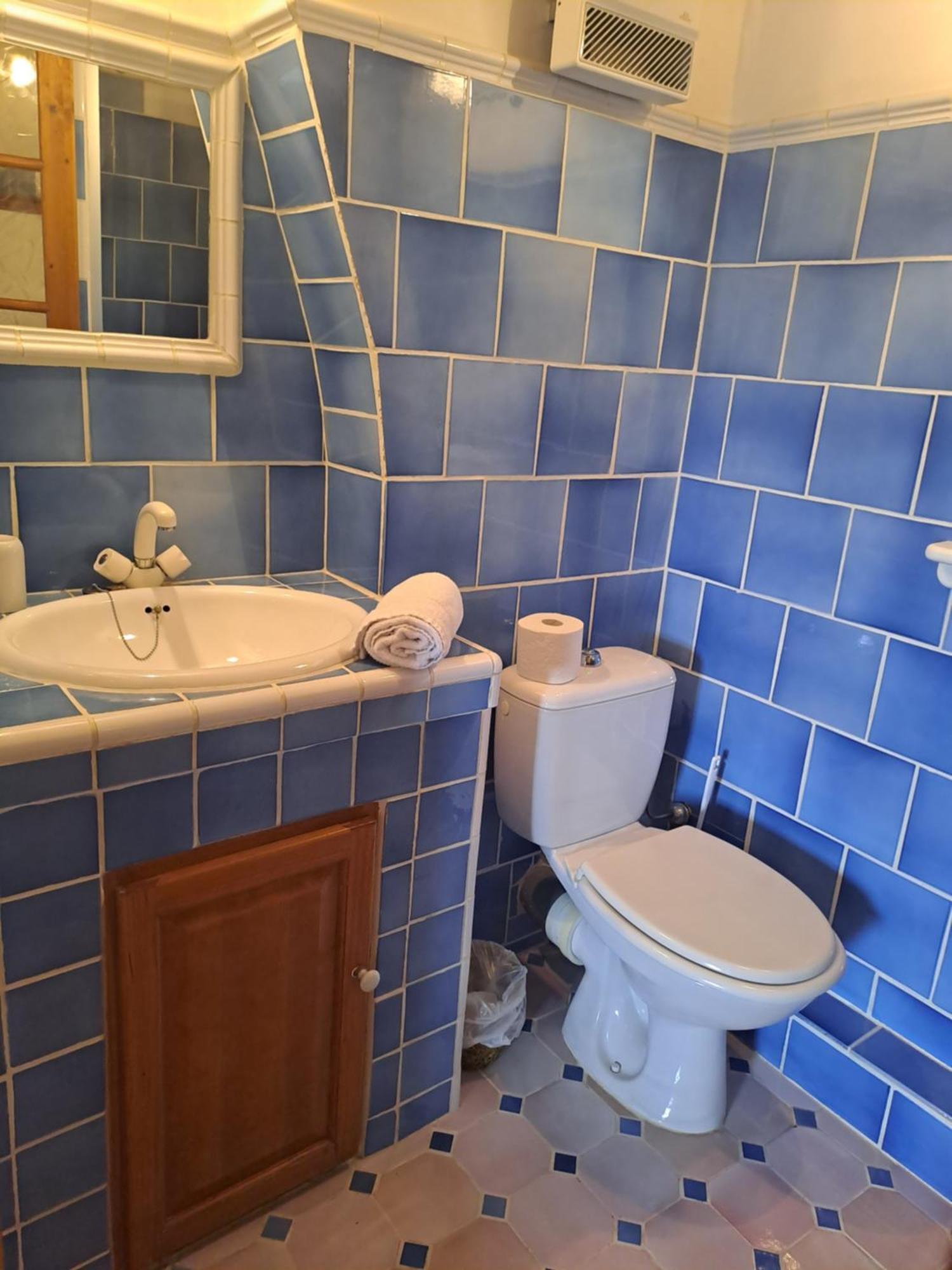 Les Roses Tremieres Bed & Breakfast Bargeme Bagian luar foto
